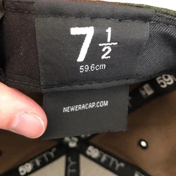 New Era 59Fifty Blue Jays Camo Hat - Picture 8 of 9